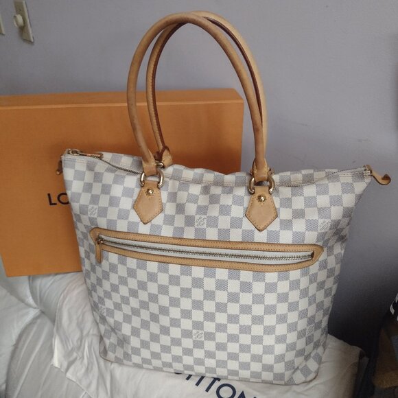 💯% authentic Louis Vuitton Saleya GM in da - Picture 15 of 16